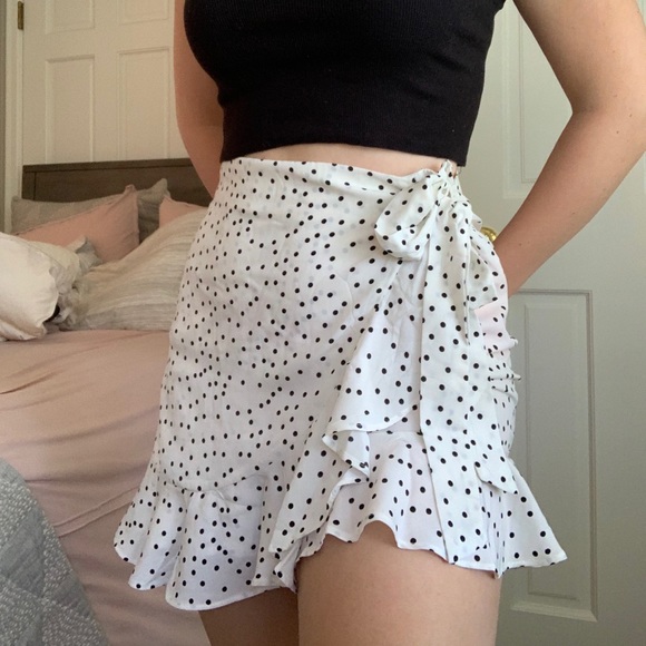 Princess Polly Dresses & Skirts - princess polly wrap skirt